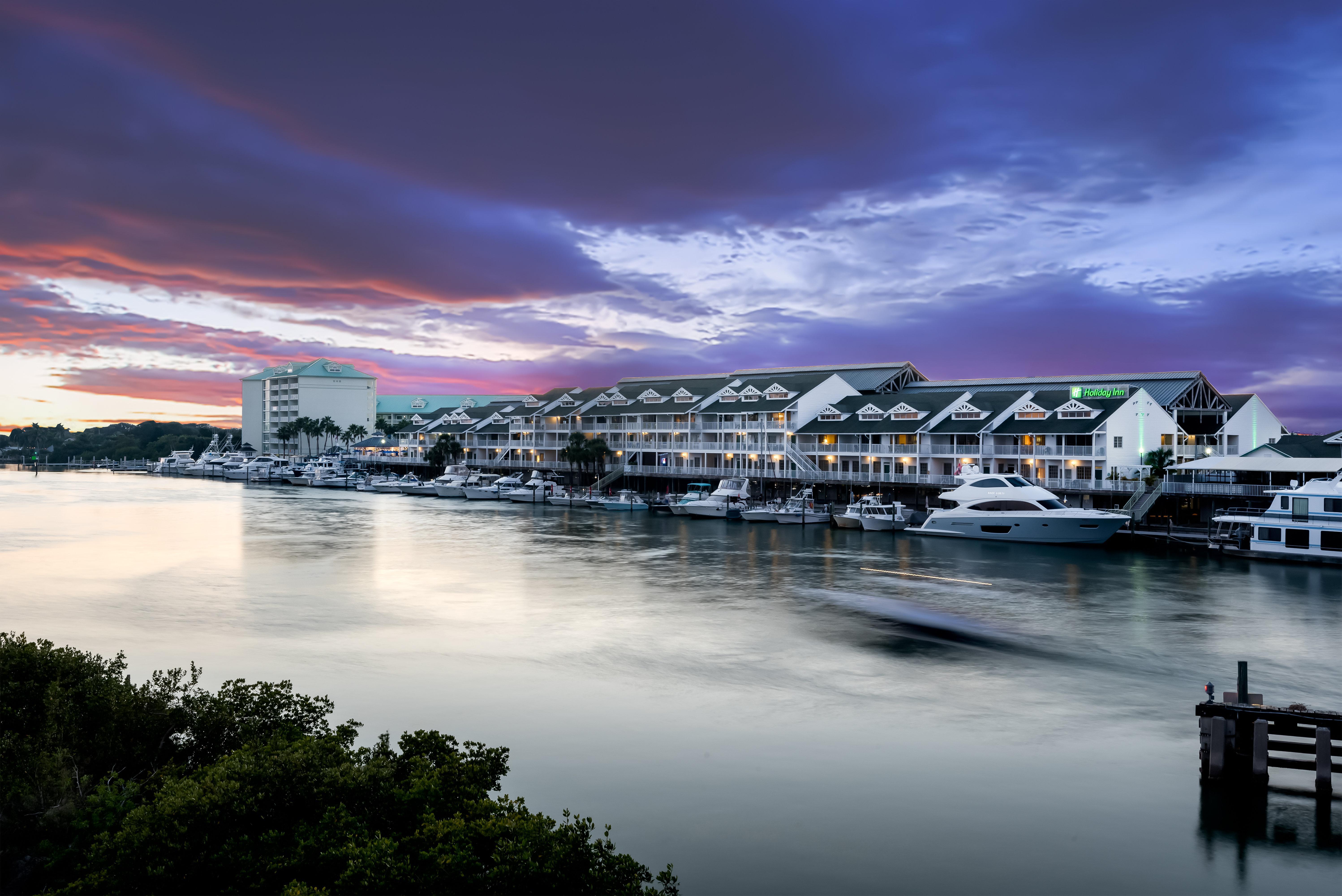 Holiday Inn & Suites Clearwater Beach S-Harbourside Zewnętrze zdjęcie